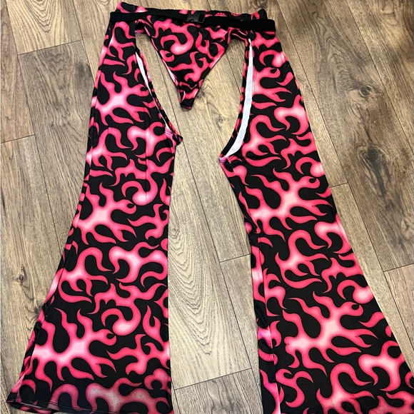 iHeartraves Hearts on Fire Set - Picture 3 of 5